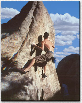 Aron Couzens on Dynamo Hum (V1)